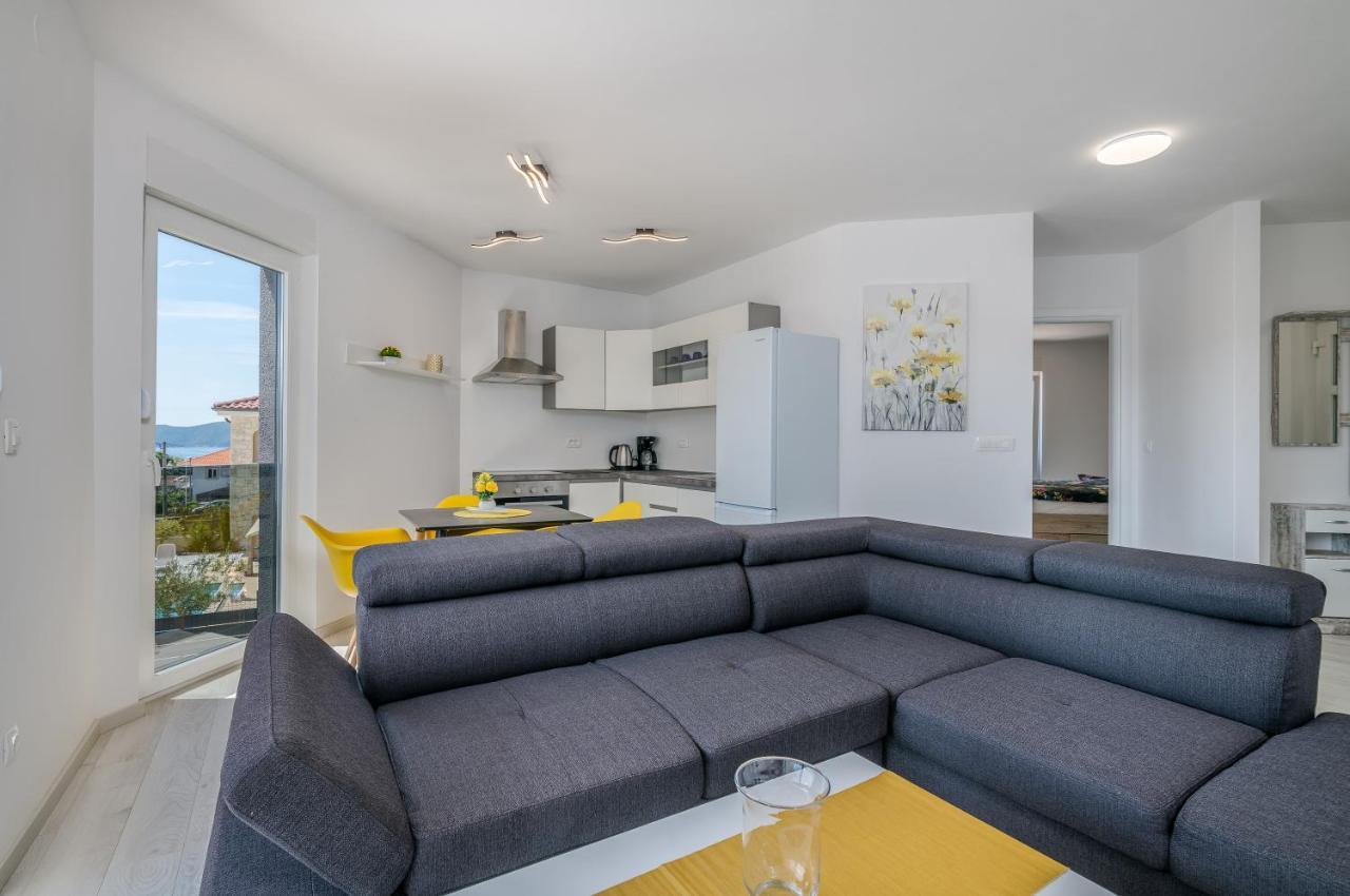 Apartments Villa "Aurea" With Pool Krk Town Dış mekan fotoğraf
